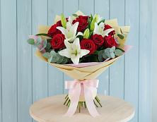Букет цветов из:  Лилии и Розы в Ботово