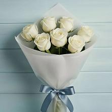 Букет 7 Белых роз Эдлесс Лав в Ботово