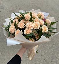 Букет Кремовые розы Латте в Ботово