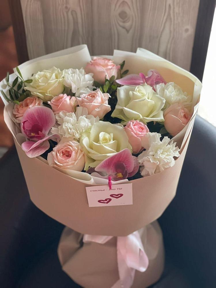 Букет цветов из: Орхидеи, Розы и Гвоздики в Ботово