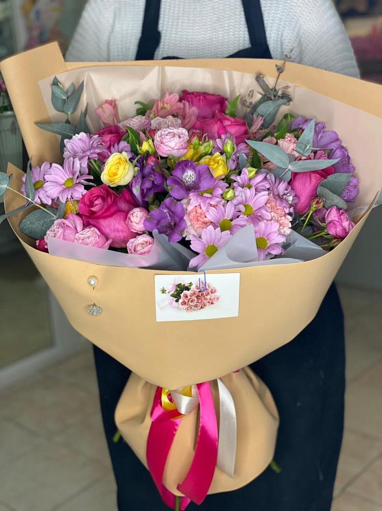 Букет цветов из: Хризантемы, Гвоздики и Альстромерии в Ботово