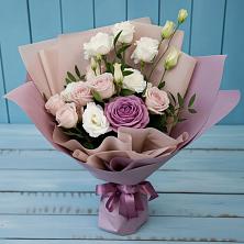 Букет цветов из:  Розы и Лизиантусы в Ботово