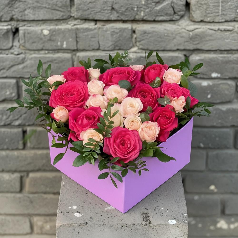 Цветочная композиция из Розы в коробке в Ботово