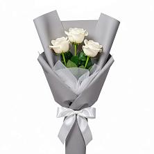 Букет 3 белые розы в Ботово