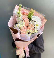 Букет цветов из:  Хризантемы и Розы в Ботово