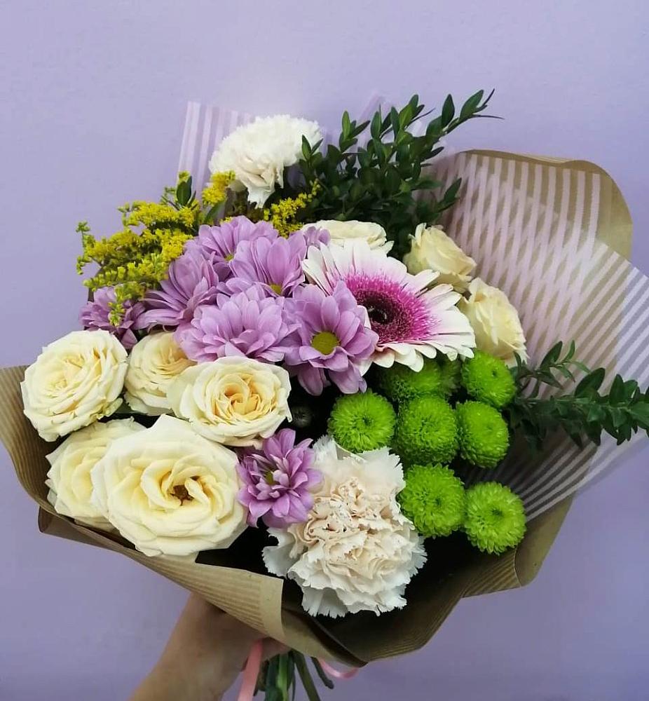 Букет цветов из: Хризантемы, Розы, Гвоздики и Герберы в Ботово