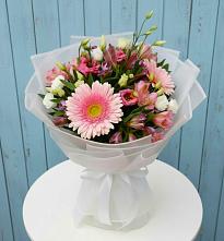 Букет цветов из:  Герберы, Альстромерии и Лизиантусы в Ботово